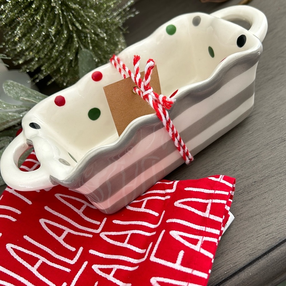 Christmas Holiday mini loaf pan/candy dish and cotton towel